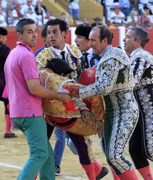 Fallece el torero segoviano Víctor Barrio tras ser corneado en Teruel