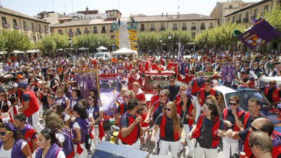 Peñas en el pasado pregón de las Fiestas de San Antolin en Palencia.