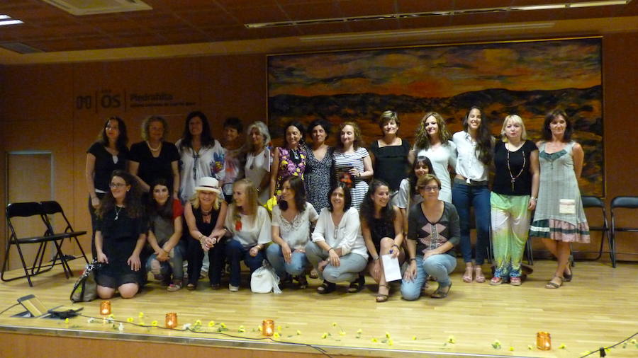 Las 25 opetsa reunidas al final del encuentro en Piedrahíta. 