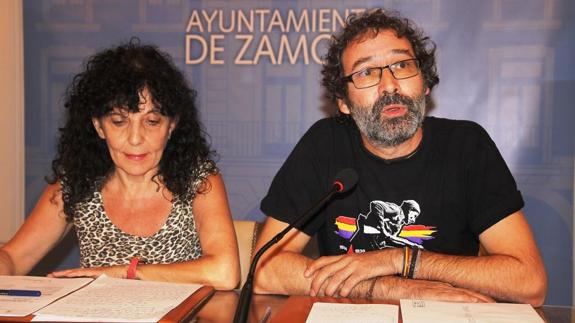 Los concejales del equipo de Gobierno en el Ayuntamiento de Zamora, Laura Rivera y Miguel Ángel Viñas. 