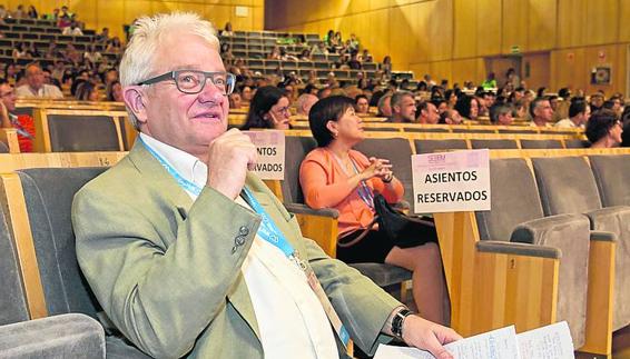 Paul Nurse, poco antes de su intervención.