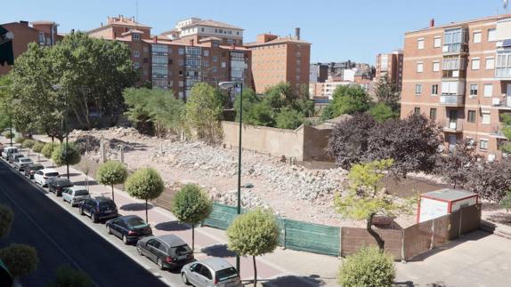 Solar en el que se construirá el nuevo edificio.