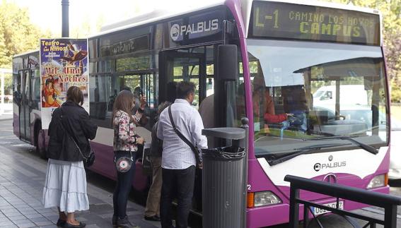 Un autobús urbano de Palencia. 