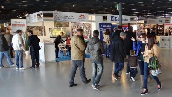Asistentes a la pasada edición de la Feria Inmobiliaria.