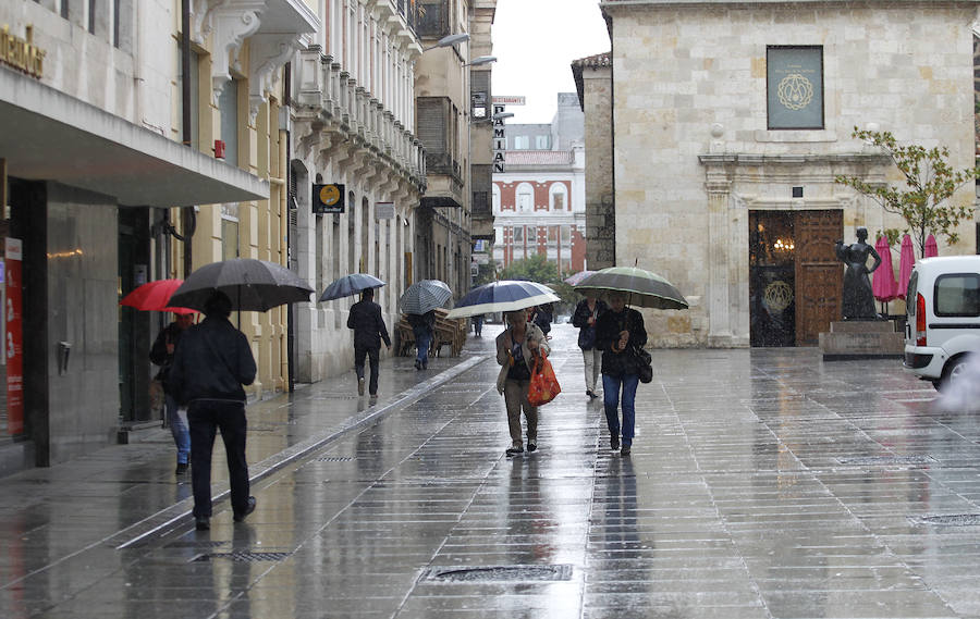 Día lluvioso en la ciudad de Palencia. 