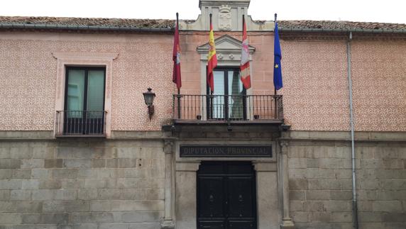 Fachada de la Diputación de Segovia. El Norte