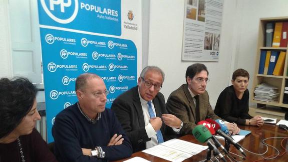Martínez Bermejoexplica la sentancia sobre los sueldos. 