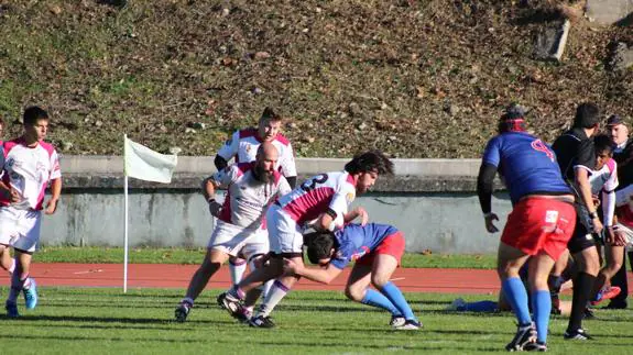 Momento del partido disputado por el BigMat Tabanera Lobos.