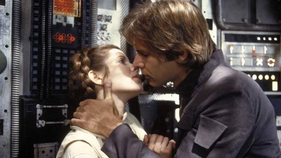 La princesa Leia y Han Solo en una escena de 'Star Wars'.