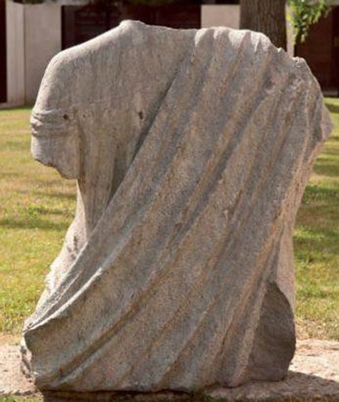 El enigma de la estatua