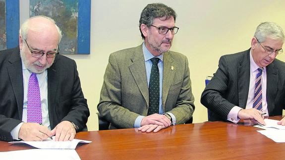 Fernando Bayón (i), José Luis Vázquez y Alejandro Klecker. 