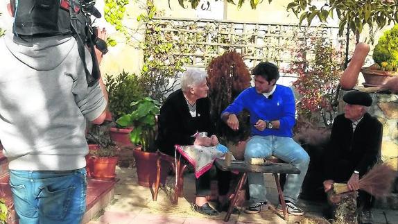 Un momento de la grabación del reportaje. 