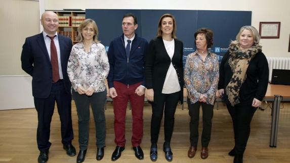Luis Calderón, María José de la Fuente (Cerrato), Raúl Berzosa (Páramos y Valles), Ángeles Armisén, Petra García (Araduey Campos) y María José Ortega (Montaña Palentina). 