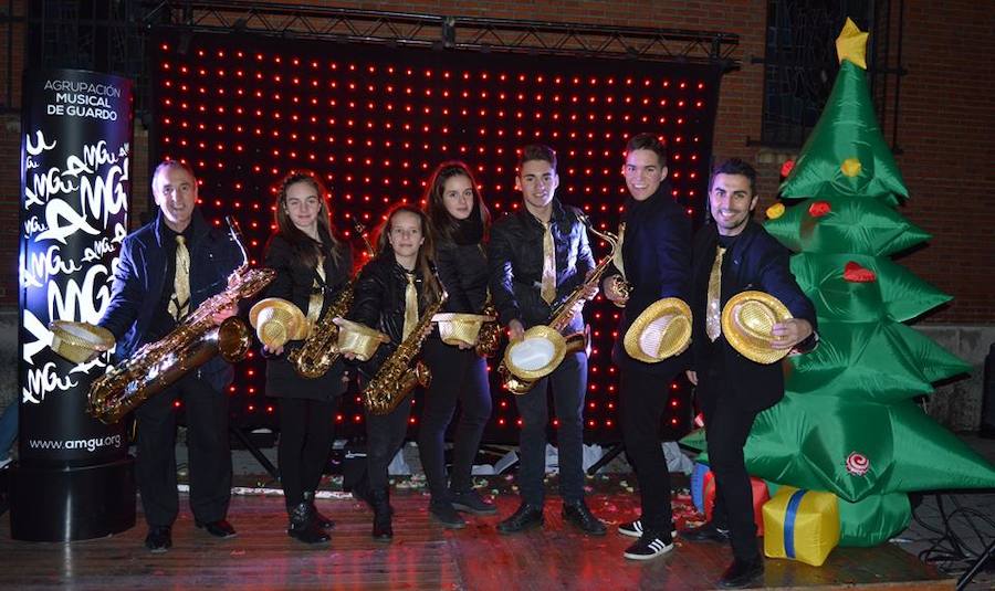 Músicos de la Amgu.