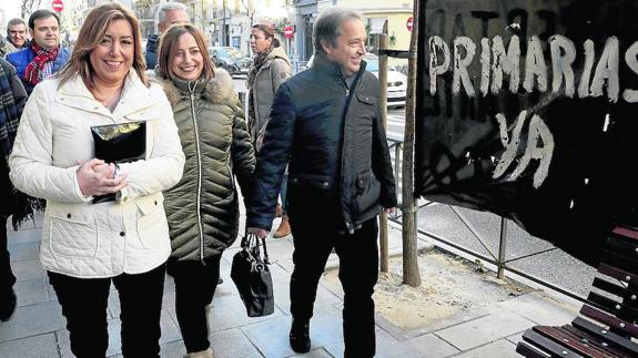 Susana Díaz acude el pasado 14 de enero al comité federal acompañada por la secretaria de Palencia, Miriam Andrés.