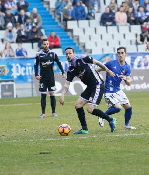 Jose celebra su primer tanto con el Real Valladolid. 