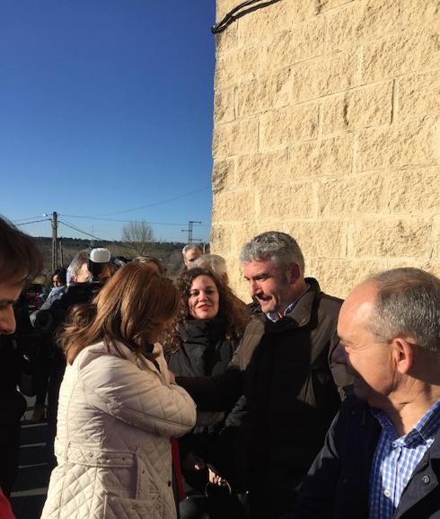 Susana Díaz arranca su jornada en León con alcaldes de municipios mineros