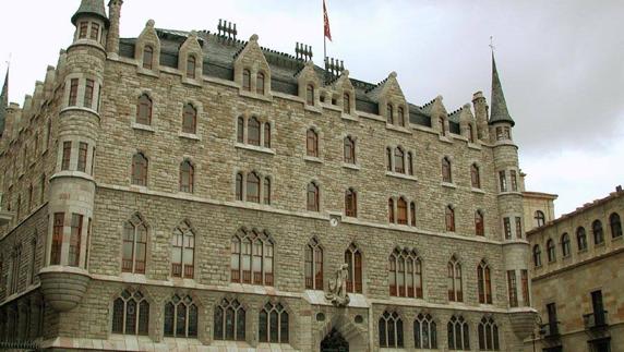 Casa Botines, en León, sede del banco EspañaDuero y lugar en el que se reunía el consejo de administración de la entidad.