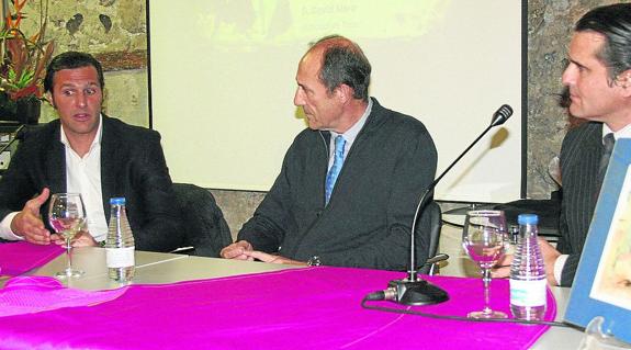 David Mora, Francisco Salamanca y Salvador de la Puerta. 