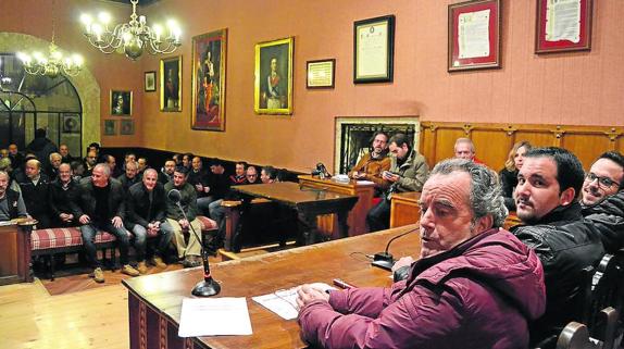 Inicio del acto de subasta de los ‘tablaos’ en Ciudad Rodrigo. 