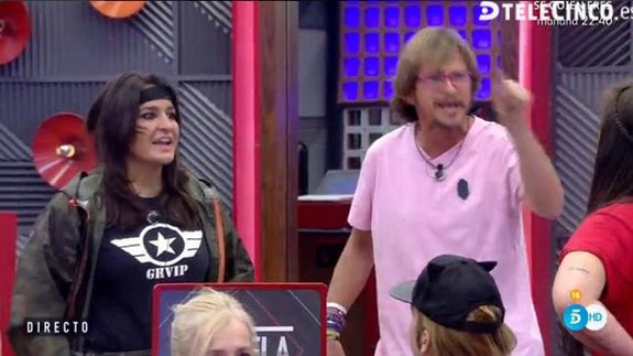 Alejandro Abad y Elettra mantienen un brutal enfrentamiento