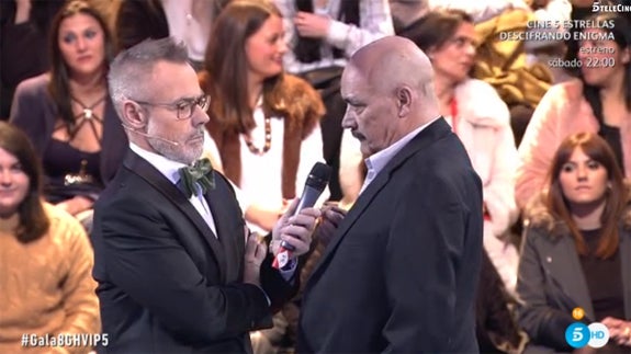 El padre de Aless Gibaja habla con Jordi González.