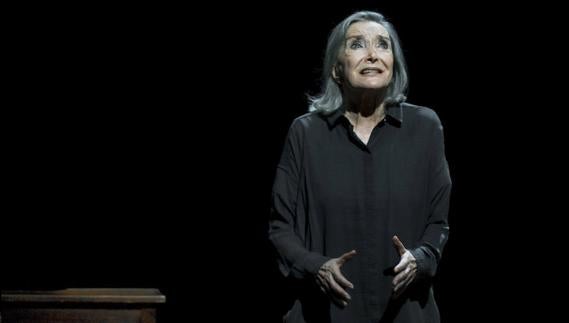 Nuria Espert, en una escena de 'Incendios'. 