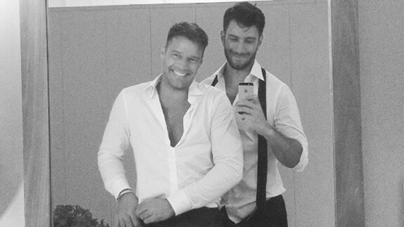 Ricky Martin con su novio Jwan Yosef. 