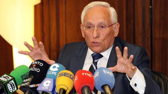 Atilano Soto, expresidente del consejo de administración de la tinta Caja Segovia, es uno de los encausados. 