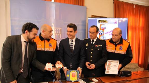 Presentación de los nuevos desfibriladores de la Agrupación de Voluntarios de Protección Civil de Zamora