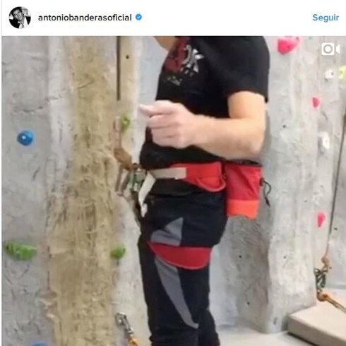 Antonio Banderas, mientras practica escalada. 