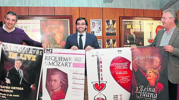 Ernesto Monsalve, en el centro, durante la presentación del concierto en Palencia. 