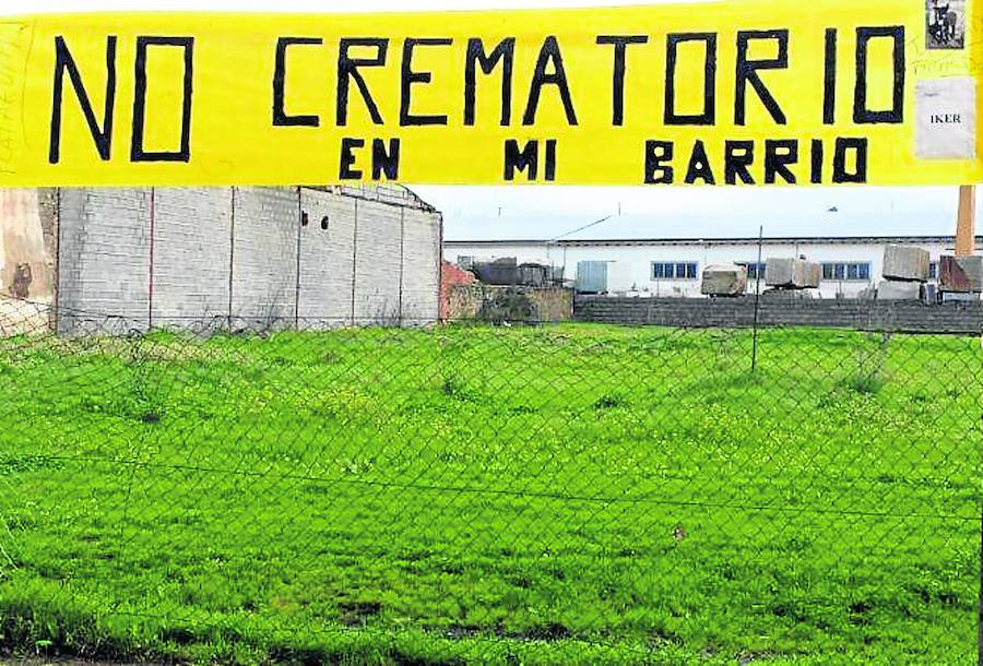 Pancarta colocada en la zona por la plataforma cuando surgió el proyecto.