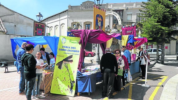 Feria del libro jacobeo en Carrión.