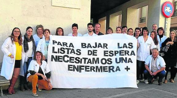 Satse alerta de que el centro de salud está desbordado por la falta de enfermeras