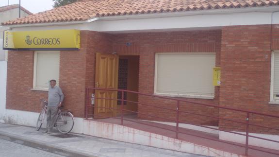 Oficina de Correos en Pedrajas.