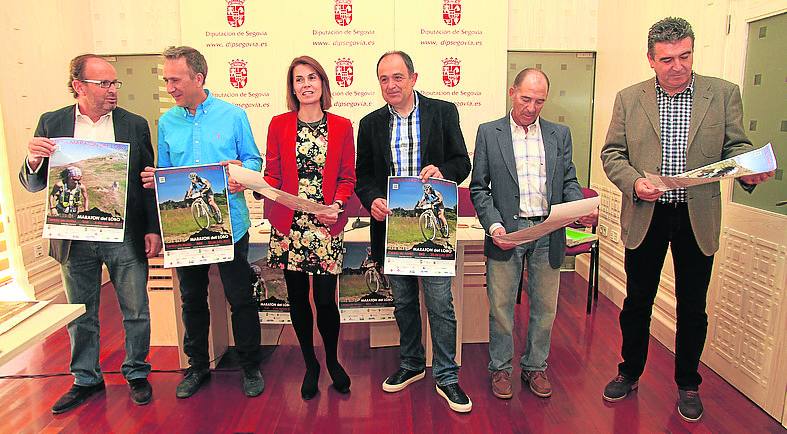 Presentación del Maratón del Lobo en la Diputación de Segovia.