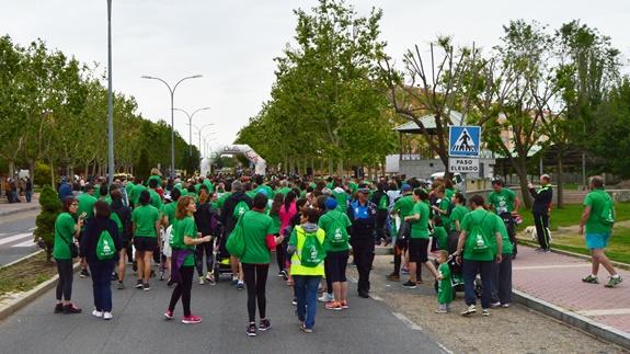 AECC pone Ávila en marcha «por los que no han llegado a la meta»