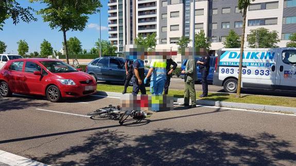 Una ciclista de 70 años resulta herida al colisionar con un turismo en Valladolid