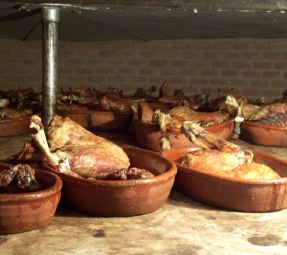 Lechazo asado con vitola de IGP. / ARGI
