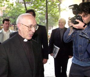 Enrique Peralta, ecónomo del Arzobispado de Valladolid en el 2001. / EFE