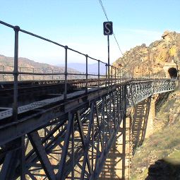 Tramo de la vía de la Fregeneda, a su paso por Salamanca. / F. GÓMEZ