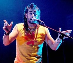 Actuación de Melendi en Valladolid en el 2005. / RICARDO OTAZO