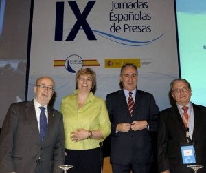 María Jesús Ruiz participó en el primer día de las jornadas ::
N. G./EFE