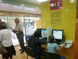 Campaña de difusión del teléfono de atención al ciudadano 012 en Zamora. ::                             LUIS CALLEJA