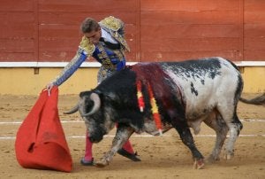 Una oreja para Iván Ponce en la novillada
