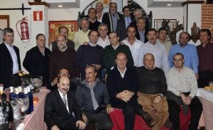 Cena del campeonato de mus El Cordero