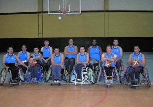 Plantilla del Club Deportivo Mupli que afronta la temporada 2010-2011. ::
EL NORTE