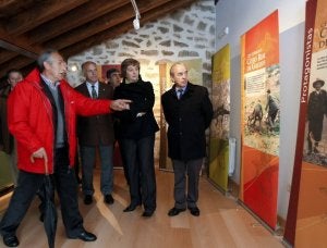 La consejera, en un momento de la inauguración. ::
RAÚL HERNÁNDEZ