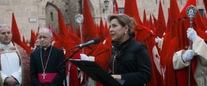 La procesión del Cristo de las Injurias de Zamora dura dos horas menos